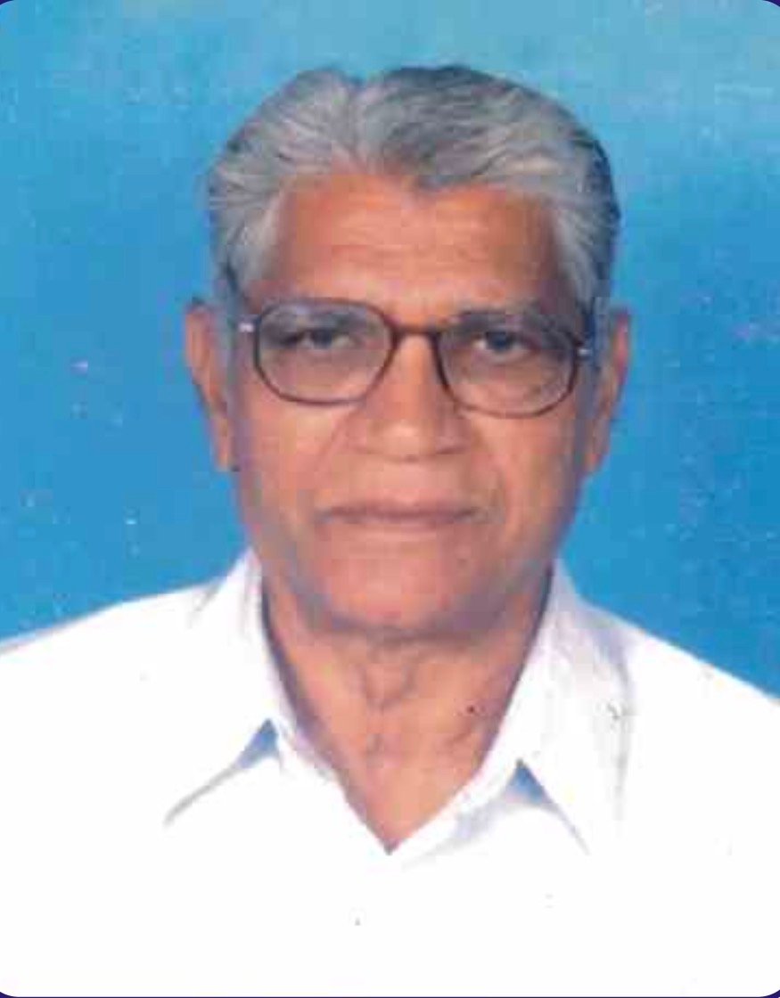 कै. बाळू निंबा महाजन